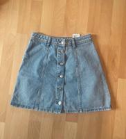 Jeansrock H&M sehr gut hellblau Knöpfe sommerlich Bayern - Ergersheim Vorschau