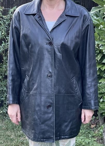 Schwarze Damen Lederjacke Marke Maddox Gr. 40 in Moers