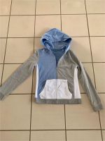 Sweatshirt Jacke Guess Gr. 170 16 J. Mädchen sehr gut Nordrhein-Westfalen - Oerlinghausen Vorschau