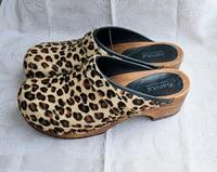 Sanita Clogs Leopard  Danish Clogs Gr.38 Thüringen - Heringen / Helme Vorschau
