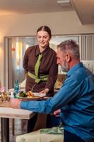 Restaurantfachkraft (m/w/d) im familiengeführten Hotel - Schwerin Schwerin - Krebsförden Vorschau