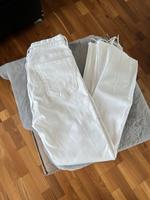 ZARA Jeans in weiß, Größe 36 Altona - Hamburg Osdorf Vorschau