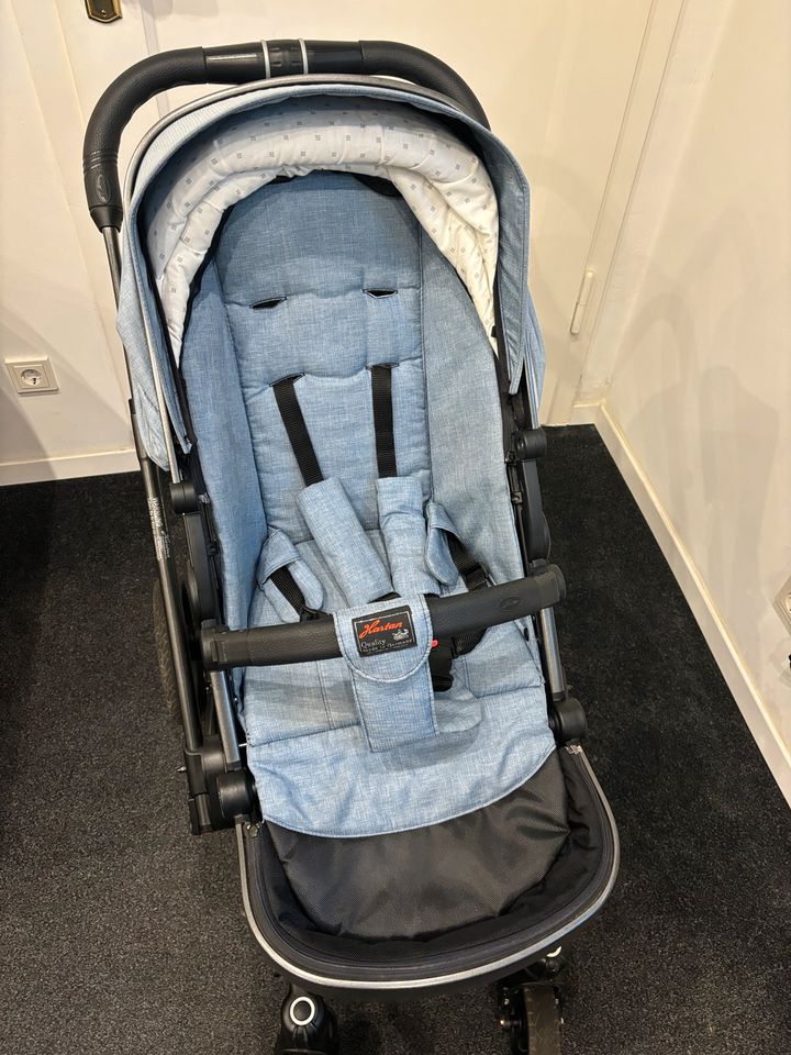 Hartan VIP GTX Kinderwagen incl. Babywanne & Hartan Regenschutz in Velbert