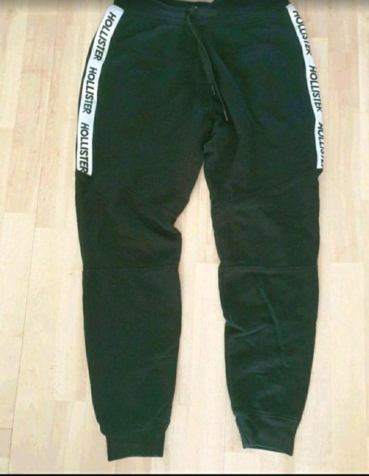 Hollister Sweat Jogginghose in schwarz,  Gr. S in Elmshorn