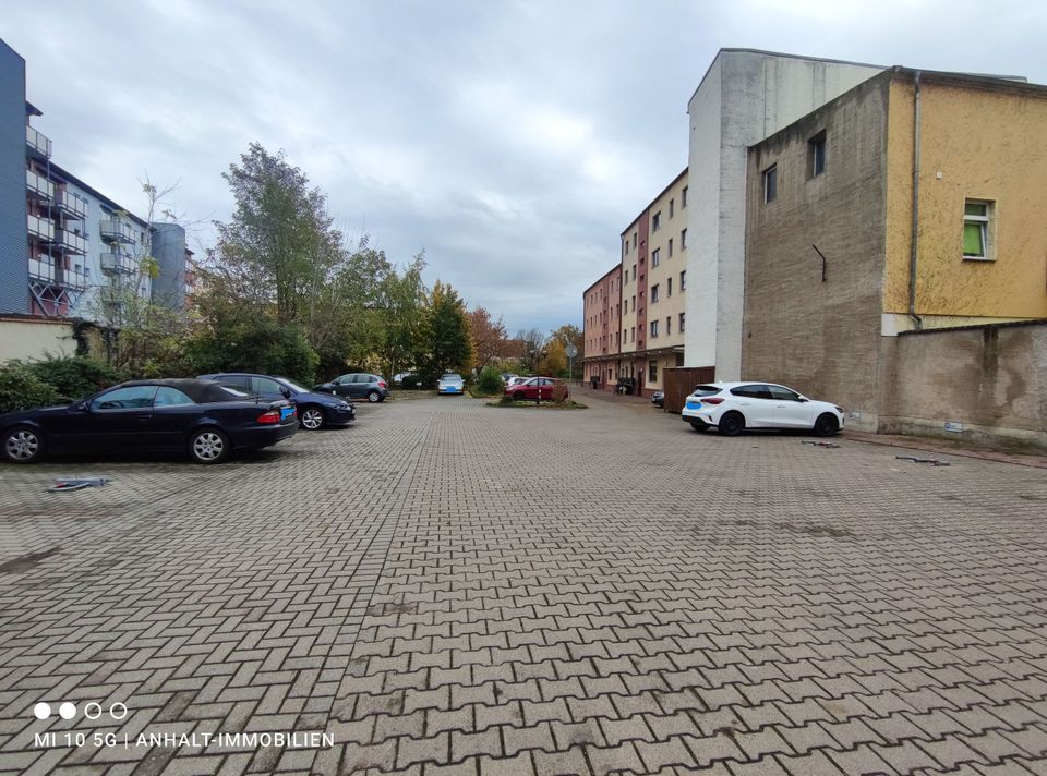 Tolle 1-Raumwohnung im Zentrum von Bitterfeld in Bitterfeld