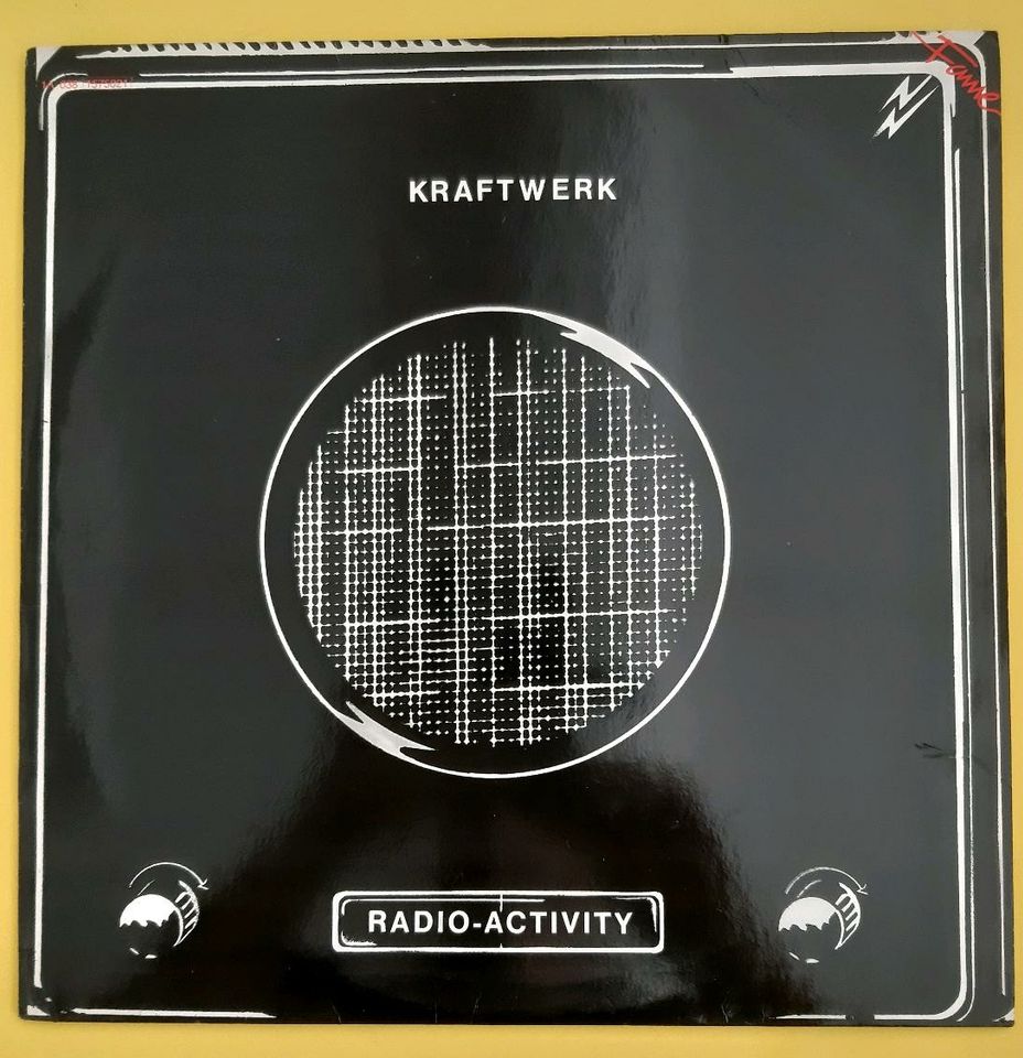Kraftwerk - Radio-Activity    LP   Vinyl in Frankfurt (Oder)