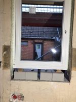 Fenster Holz Meranti Niveau 3-Fach Vergl. Drehkipp weiß wie neu Nordrhein-Westfalen - Mülheim (Ruhr) Vorschau