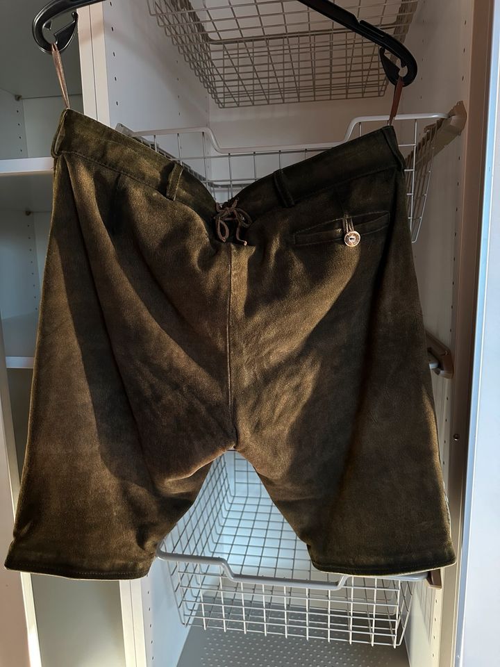 Schöne Lederhose in Villingen-Schwenningen