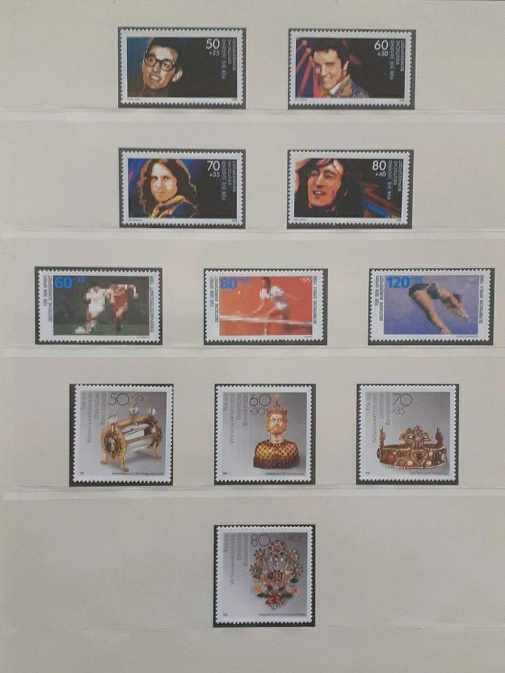 Deutschland Briefmarkensammlung im Lindner Vordruckalbum in Kördorf