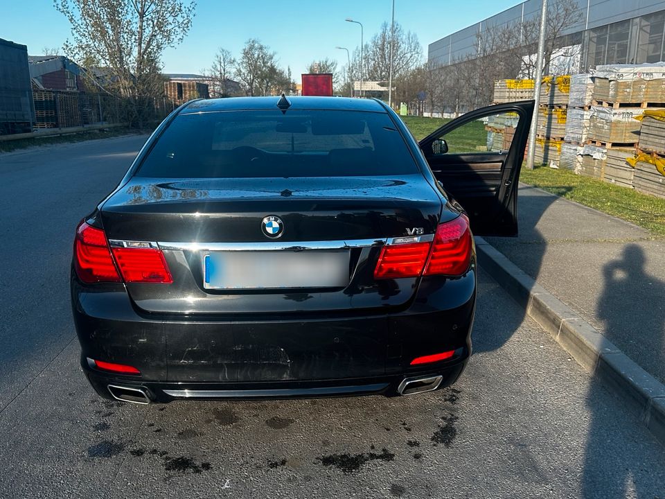 bmw740D xdrive sehr gute zustand tauschen moglich in Baiersdorf