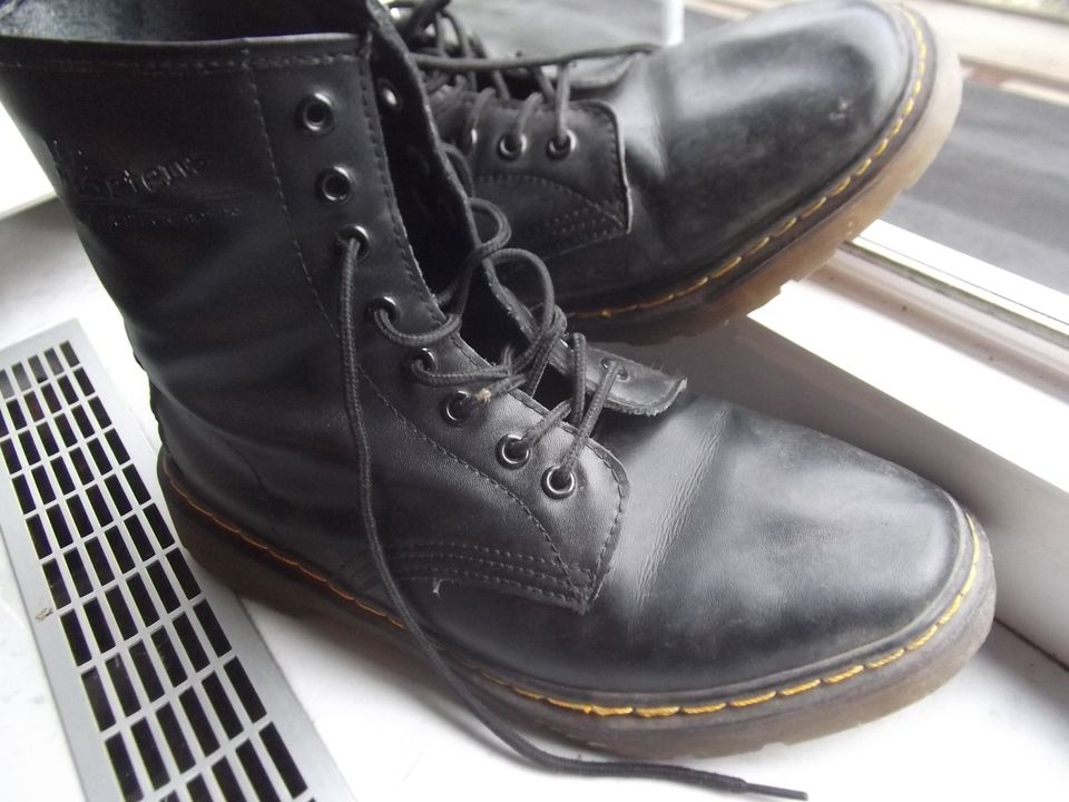 Doc Martens 43 in Meuselbach