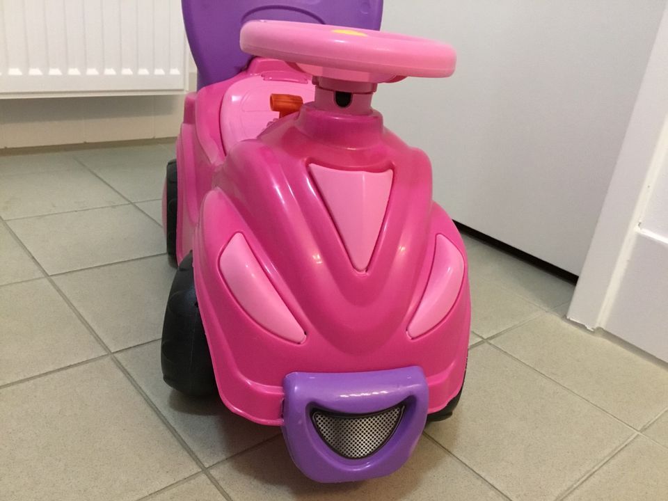 DOLU Scooter-Auto mit Rückenlehne-Bobby Car-Rutschauto in München