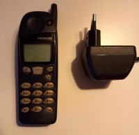 Nokia Handy 5130 mit heller Tastatur Köln - Nippes Vorschau