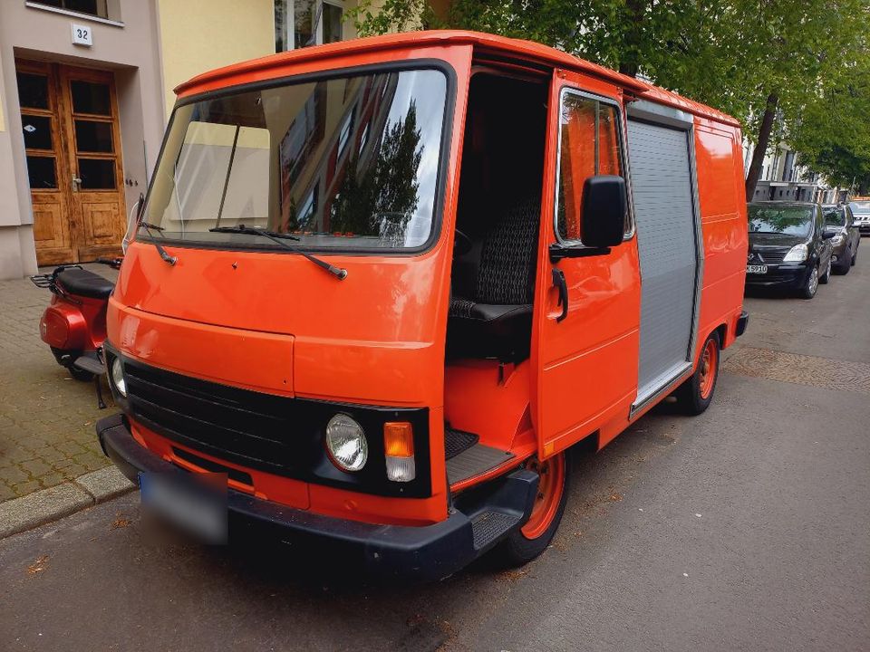 Bus Camper Foodtruck H-Zulassung 25tkm Peugeot J9 Oldtimer äh. VW in Berlin