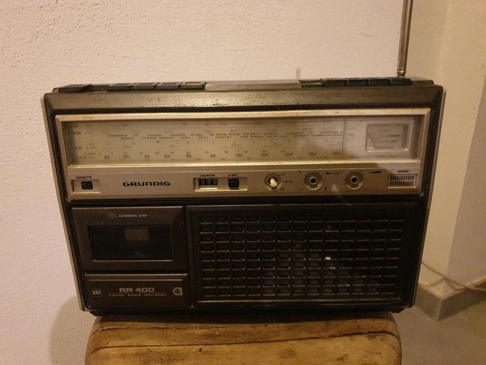 Radio Cassettengerät Grundig RR400 in Berlin