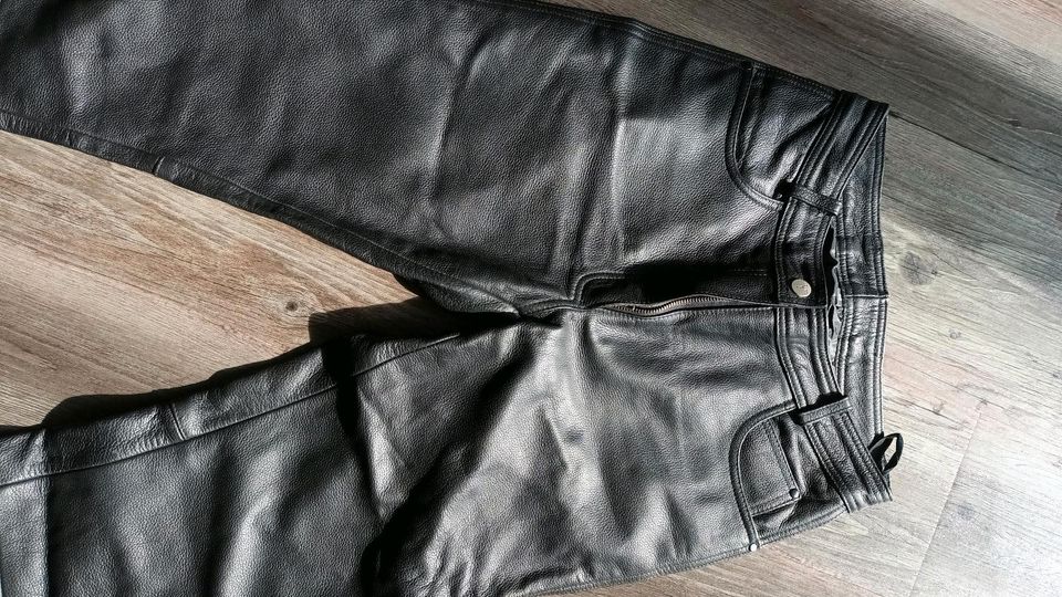 Damen Motorradhose,  Glattleder in Hamburg