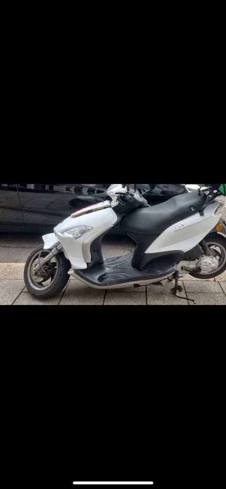 Zu verkaufen piaggio fly Gebrochen!!!! Nur abholung!!!!!!! in München