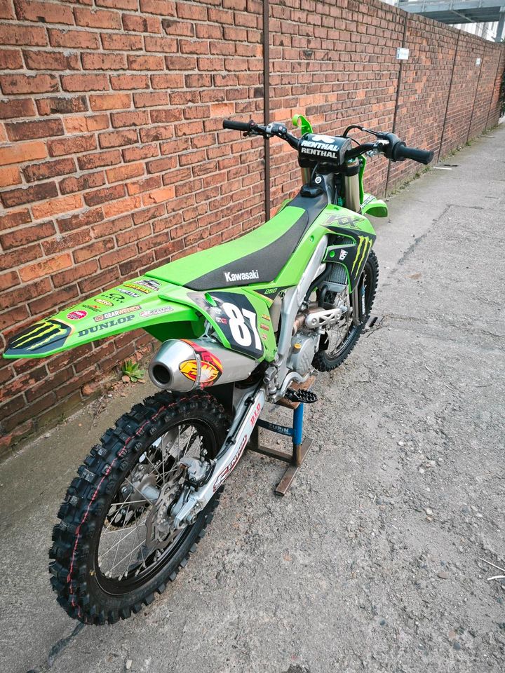 Kawasaki kxf 250 fmf 25 bh in Dresden