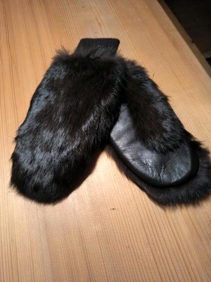 Handschuhe aus Fell /Fäustel ,Damen Gr7 Schokobraun! in Dinkelsbuehl
