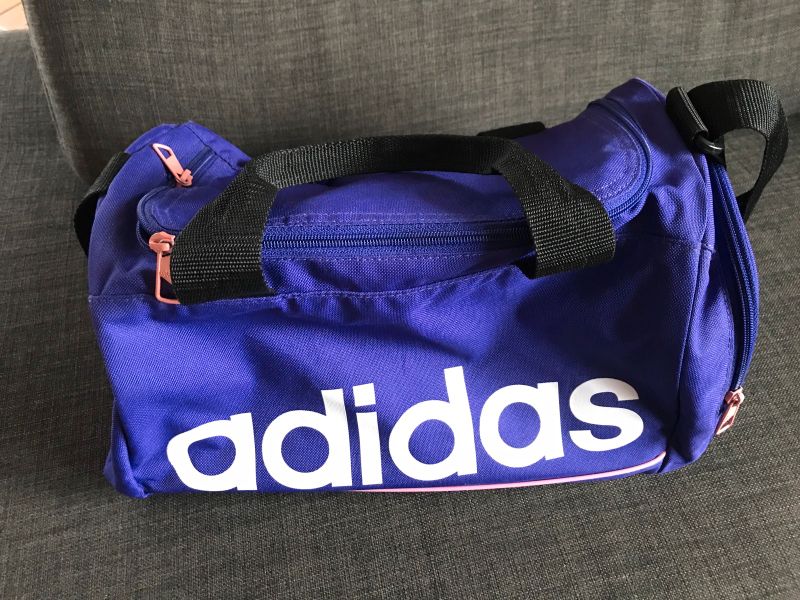 Adidas Sporttasche, Tasche, 35x25x20 cm, lila, TOP in Niedersachsen -  Wallenhorst | eBay Kleinanzeigen ist jetzt Kleinanzeigen
