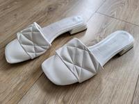 Tamaris Leder Pantolette Damen, weiß, Gr. 39 Kreis Pinneberg - Appen Vorschau