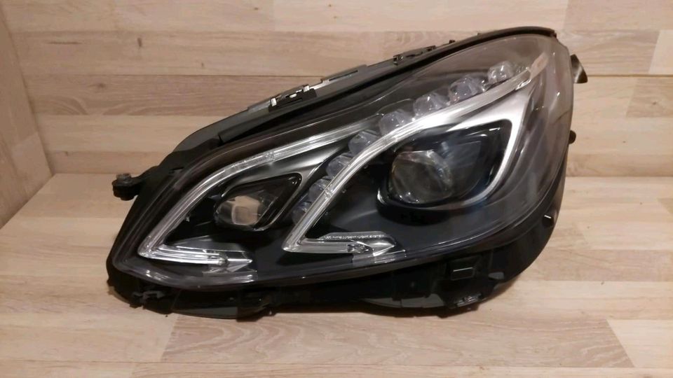 Frontscheinwerfer Mercedes W212 A2128205539 LED Links Scheinwerfe in Berlin