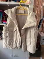 Oversized Veste/ Jacke/ Puffer Jacke Vest/ Beige M-L München - Maxvorstadt Vorschau