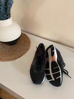 Asics Sneaker Gr. 39 (38) fallen kleiner aus Nordrhein-Westfalen - Paderborn Vorschau