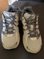 Asics Gel 1130 Sneaker Schuhe NEU Gr. 36 Nordrhein-Westfalen - Rheda-Wiedenbrück Vorschau