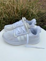 Adidas Sneaker weiß Größe UK 5 Niedersachsen - Rosengarten Vorschau