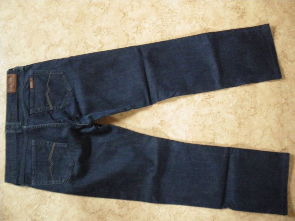 Wrangler Jeans Damen Gr.31  dunkelblau, getragen , sehr gut in Hamm (Sieg)