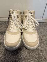 Only hohe Sneaker weiß/beige Gr. 40 ~ NEU Hessen - Hochheim am Main Vorschau