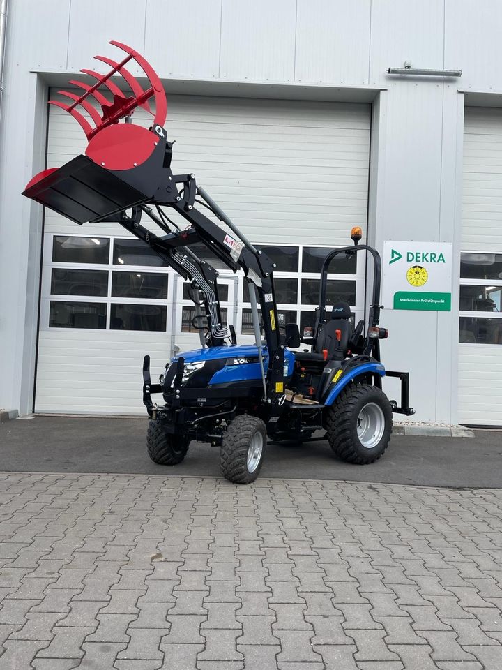 Traktor / Frontladertraktor Solis 26 9+9 in Brand-Erbisdorf