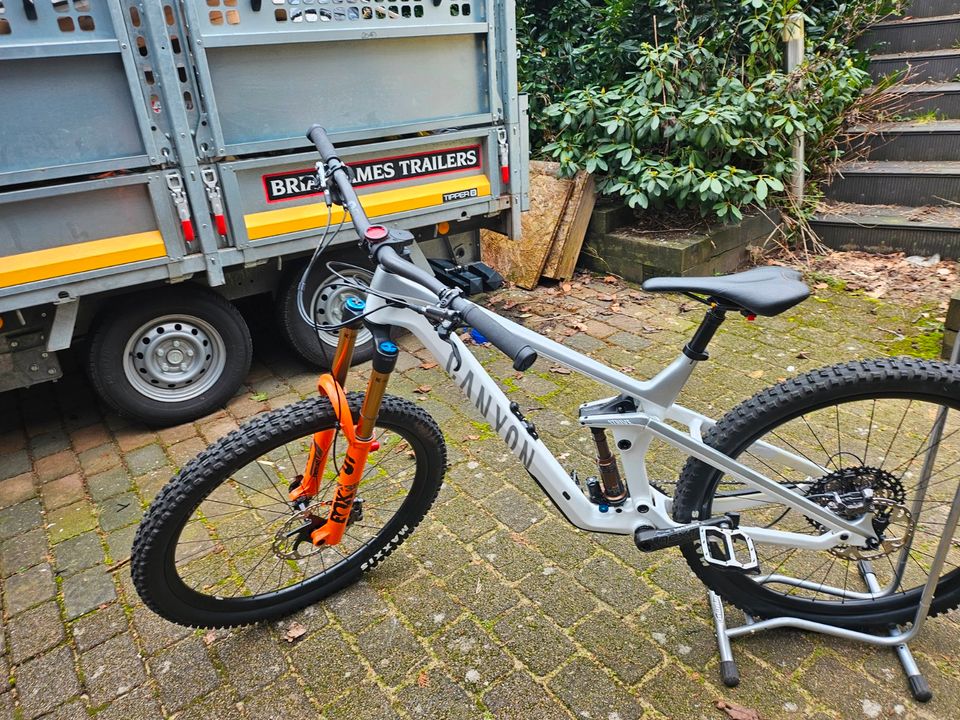 Canyon Strive CFR Gr. L, kaum benutzt in Hamburg