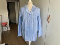 COS gestreiftes Pyjama Oberteil Pyjamahemd blau gestreift Gr. M Hamburg-Mitte - HafenCity Vorschau