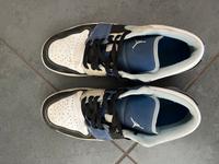 Turnschuhe blau-weiß Nike sie Jordan Nordrhein-Westfalen - Erftstadt Vorschau