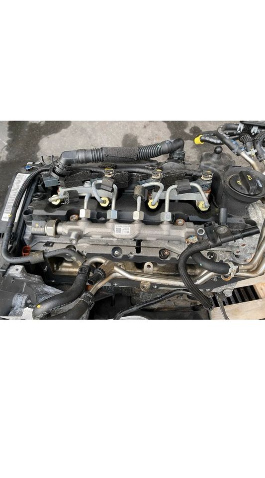 Audi A4 A5 A6 Q5 Motor 2,0 TDI 22 Kilometer CNH CNHA Rumpfmotor in Bielefeld