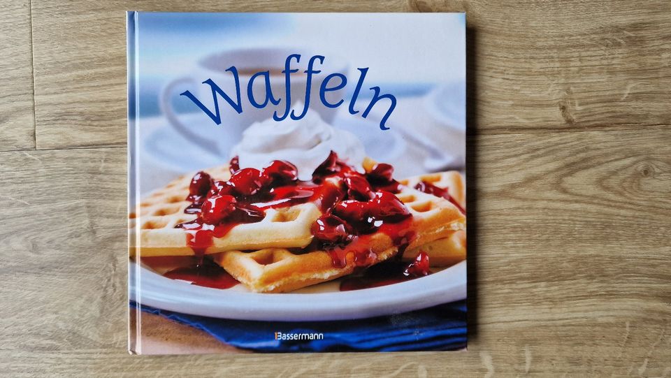 Kochbuch/Backbuch "Waffeln" vom Bassermann Verlag in Osterrönfeld