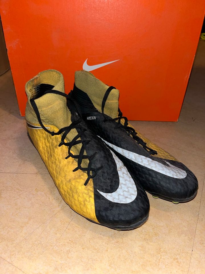 Nike Fußballschuhe in Sömmerda