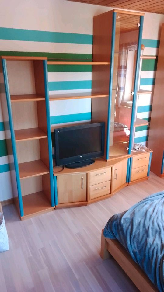 Wohnzimmer jugendzimmer massiv Eckschrank in Essenbach