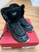 Valentino Garavani Sneakers mit Fell Gr.40 Neu Bayern - Gersthofen Vorschau