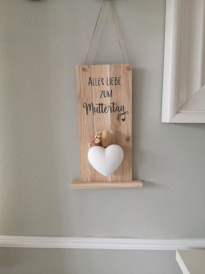 Muttertag Geschenk Mitbringsel Holz  in Ostenfeld (Husum)