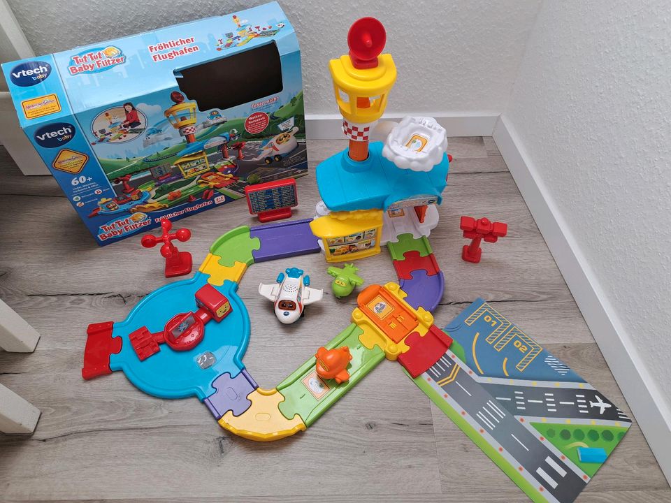 Tut Tut Baby Flitzer fröhlicher Flughafen von vtech in Lage