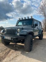 Jeep Wrangler JK Unlimited 2,8 CRD Sahara mit vielen Extras Bayern - Vilgertshofen Vorschau