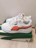 Puma Sneaker weiß rot Gr.42,5 Bayern - Forchheim Vorschau