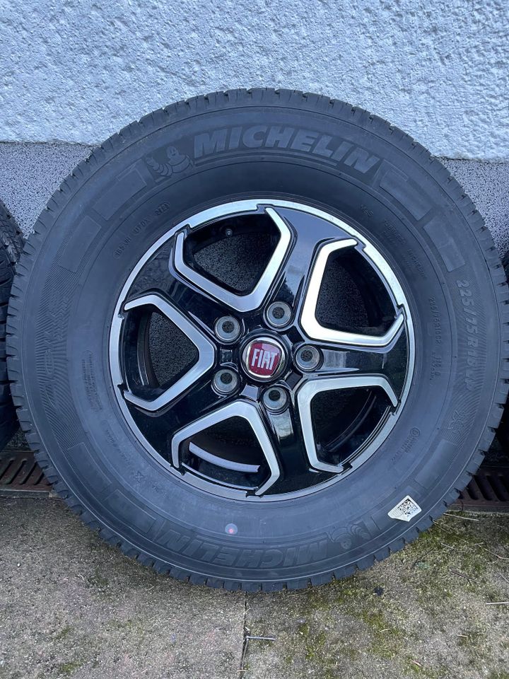 NEU! Fiat Ducato Wohnmobil Alu-Komplettrad Michelin 225/75 R16CP in Lünen