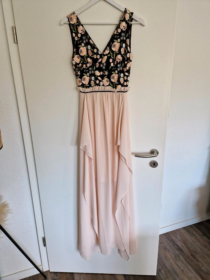 Kleid rosa mit Blumen-Applikation Hochzeit in Leverkusen