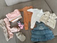 Baby Mädchen Kleidung größe 50 15 Teile Nordrhein-Westfalen - Troisdorf Vorschau