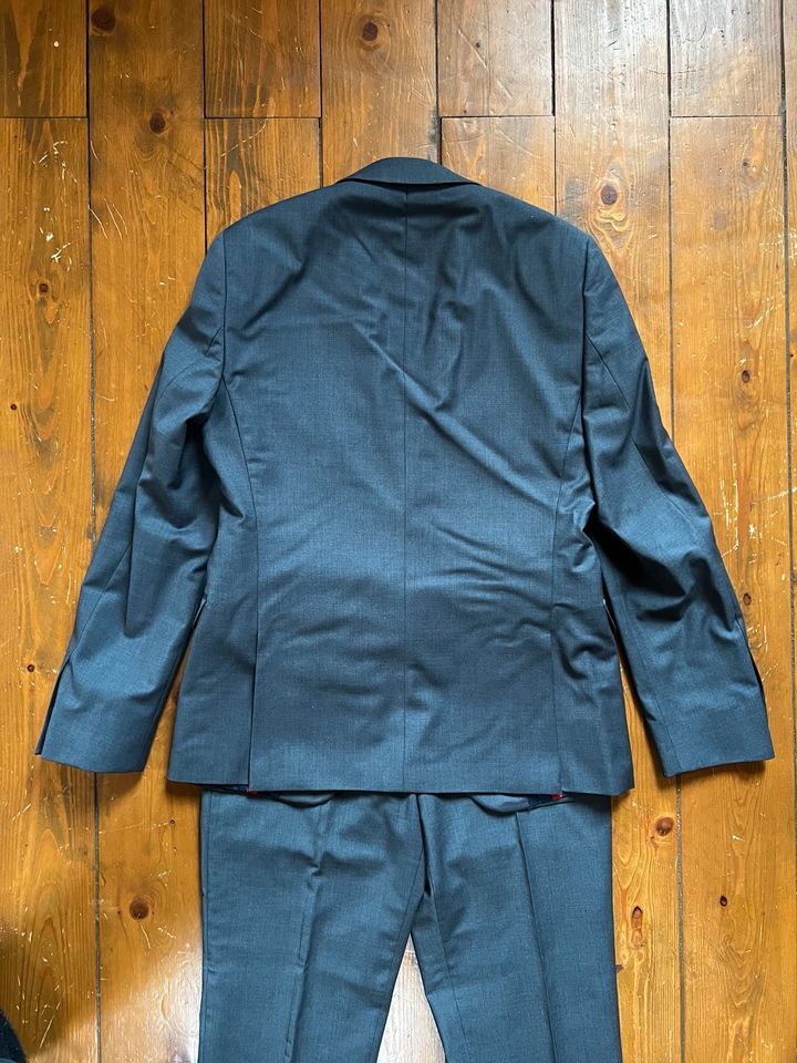 Finshley & Harding Anzug Grau Größe 46 Kombianzug Hose Jacket in Bielefeld