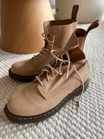 Dr. Martens Pascal, Gr. 40, Beige/Rosé Düsseldorf - Angermund Vorschau